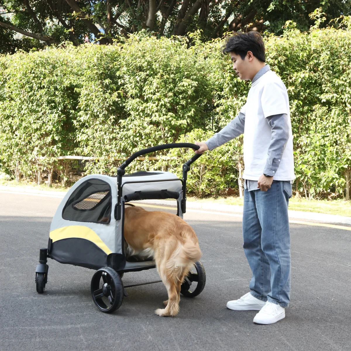Portable 4-Wheel Pet Stroller for Large Dogs – Foldable Outdoor Travel Carrier - Image 2